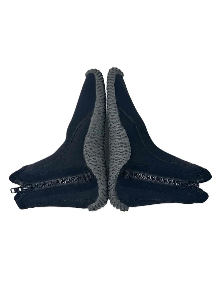 Tilos Swim Boots Unisex Size 8 Black Titanium Zipper Ankle High